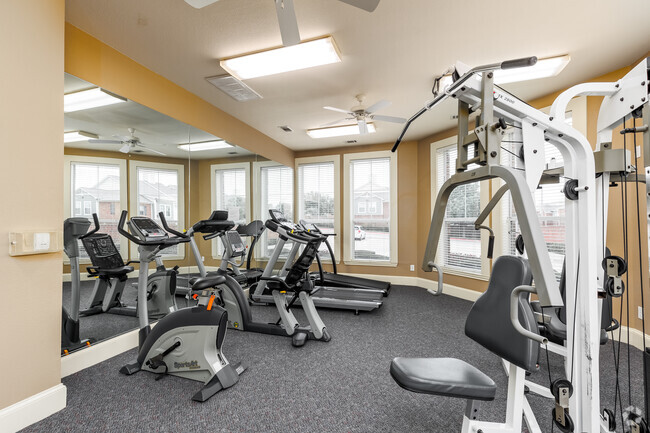 Gimnasio - Tower Ridge Apartments