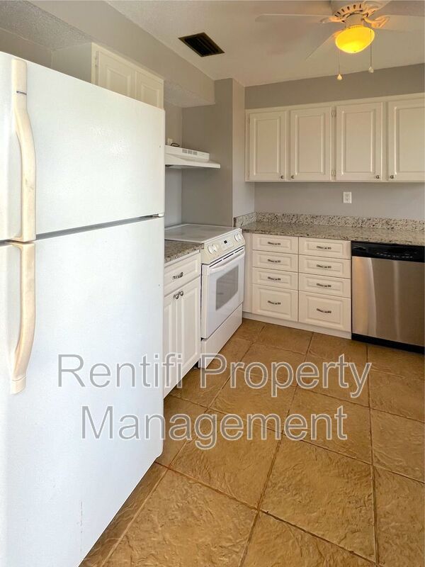 Foto del edificio - 1228 SE 37th St