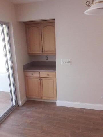 Building Photo - 721 SE Stypmann Blvd