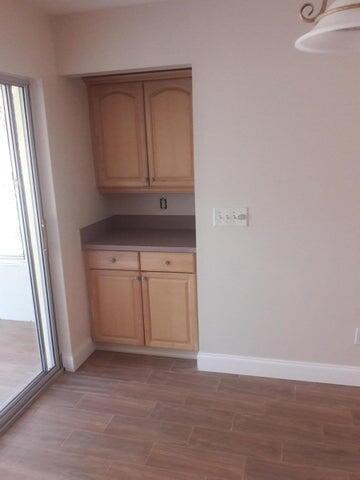 Foto del edificio - 721 SE Stypmann Blvd