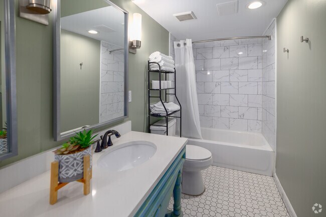 Estudio - 296 pies cuadrados - Baño - Swan Luxury Studio Apartments