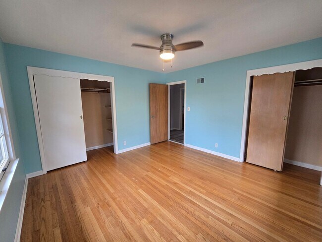 Foto del edificio - 4338 N Sheffield Ave