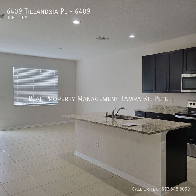 Foto del edificio - 6409 Tillandsia Pl