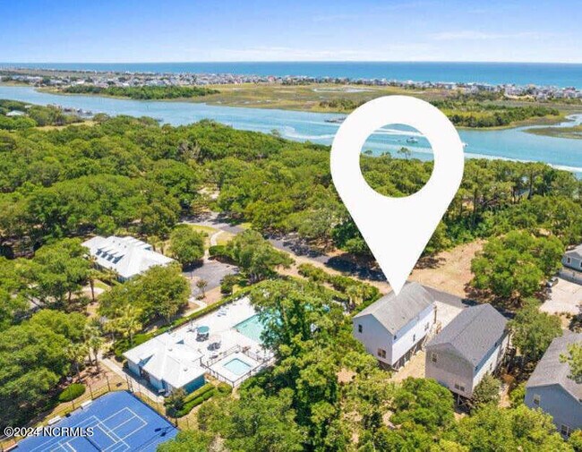 Foto del edificio - 3498 Windy Point Rd SW