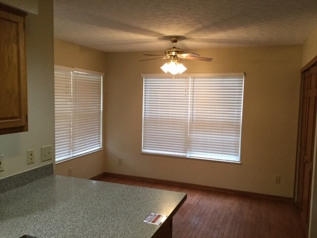 Foto del edificio - 509 Wynridge Dr