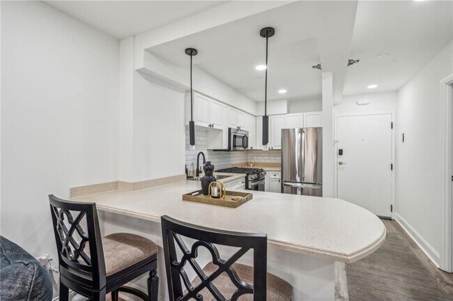 Foto del edificio - 2479 Peachtree Rd NE