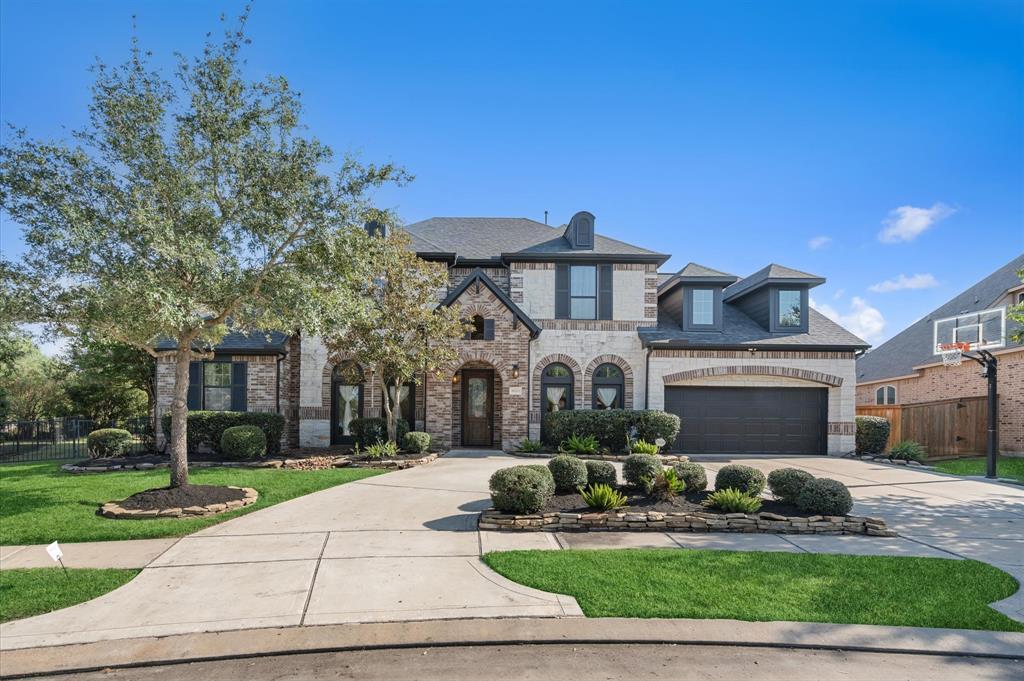 Foto principal - 18703 S Bee Cave Springs Cir