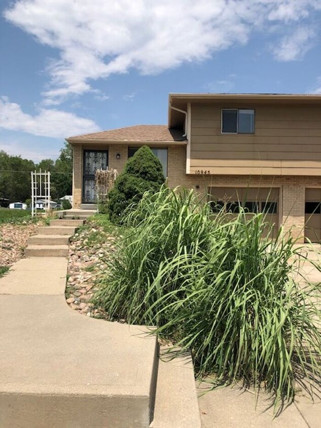 Primary Photo - Two bedroom 1 bathroom duplex in Wheat Ridge