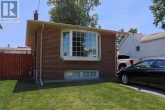 Building Photo - 349 Adelaide Ave W