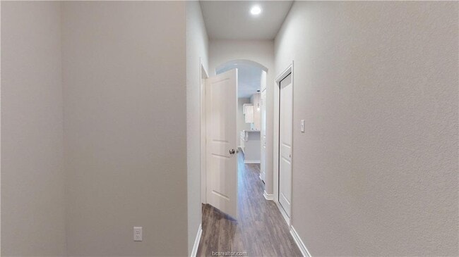 Foto del edificio - 2909 Papa Bear Dr