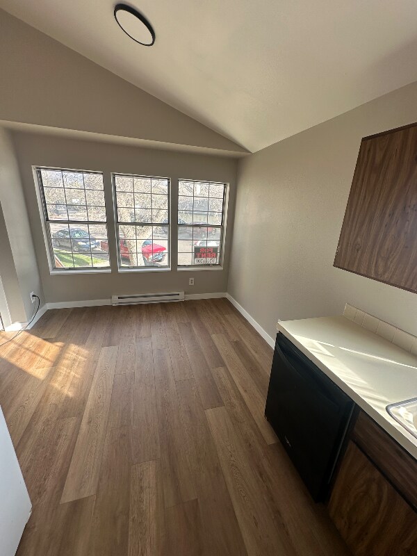 Building Photo - 2828 Silverplume Dr