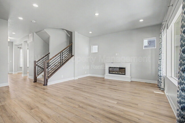 Building Photo - 21087 E 62nd Dr