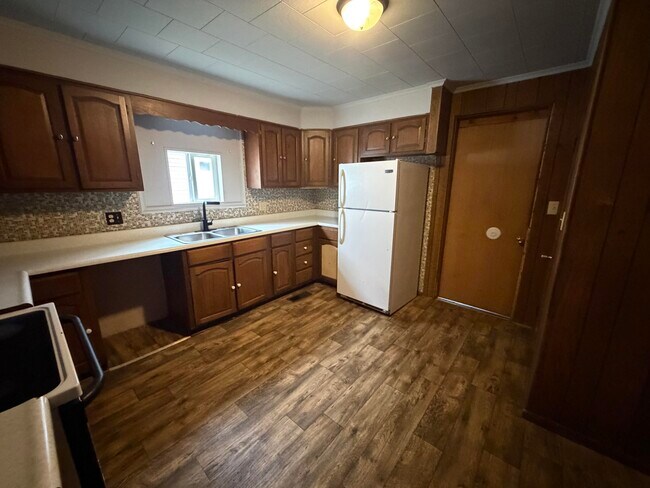 Building Photo - 19 Tennessee-