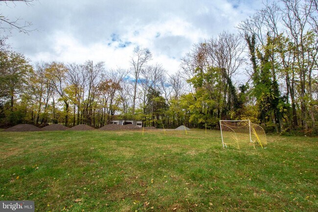 Building Photo - 4624 Lee Hwy