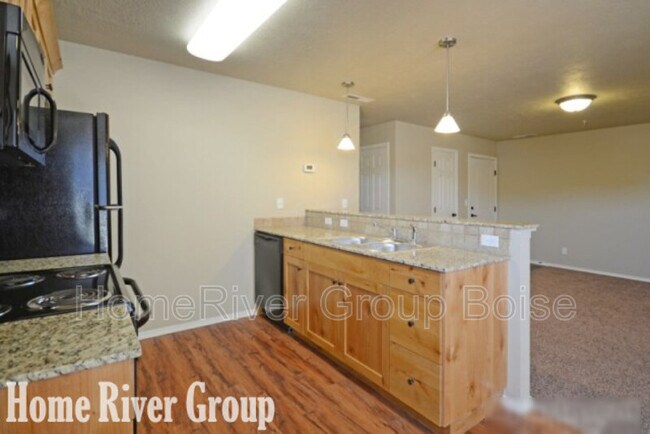 Foto del edificio - 6687 W Winston Ln