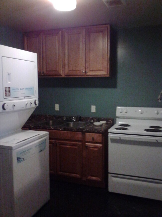 Foto del edificio - 1718 McCulloh St