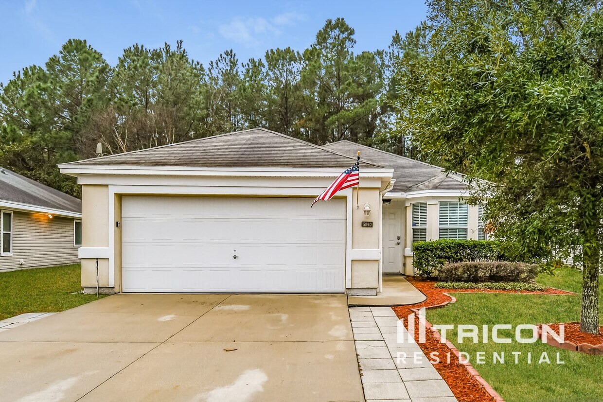 Foto principal - 5890 Round Table Rd