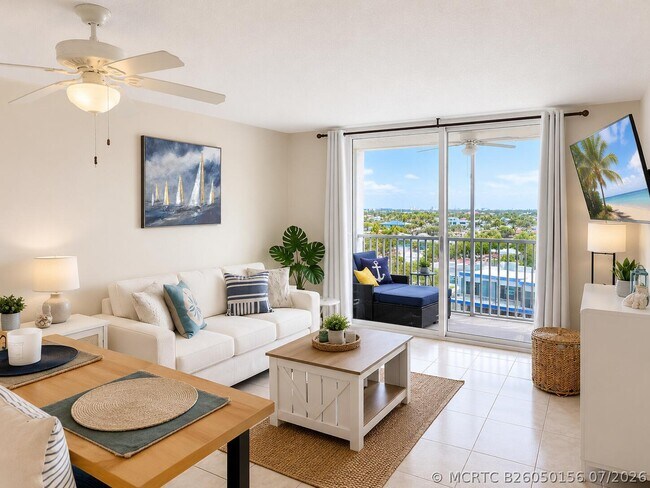 Building Photo - 1391 S Ocean Blvd