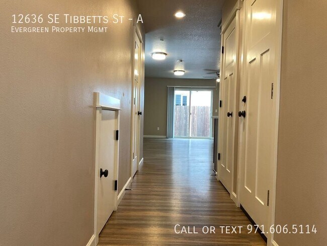Photo - 12636 SE Tibbetts St Apartment