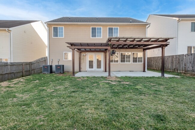 Foto del edificio - 3615 Marksbury Dr