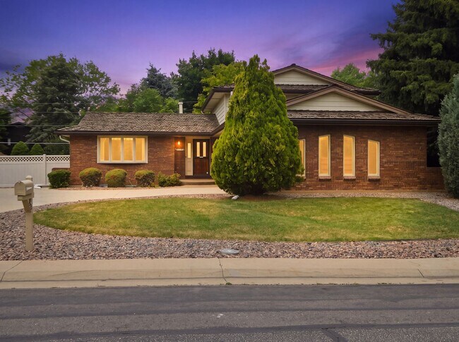 Photo - 7573 Lee Dr House