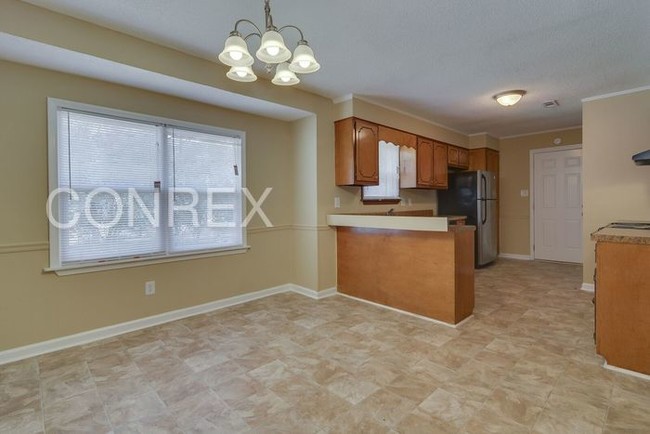 Foto del edificio - 2825 Butler Manor Dr