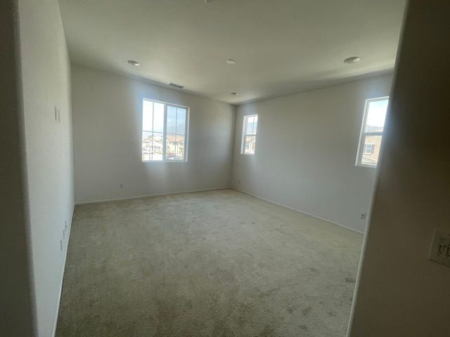 Foto del edificio - 15907 Stresa Ln