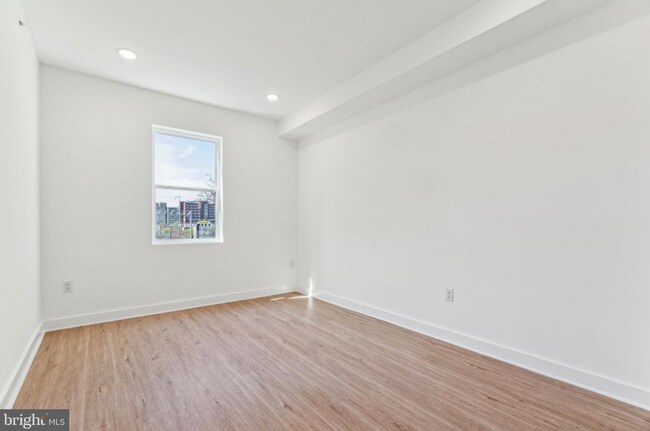 Foto del edificio - 1028 W Dauphin St