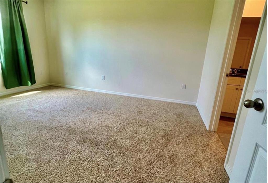 Foto del edificio - 992 Serchio St