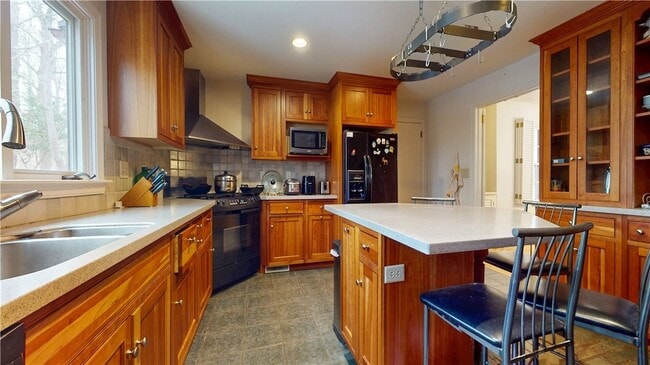 Building Photo - 102 Corson Pl