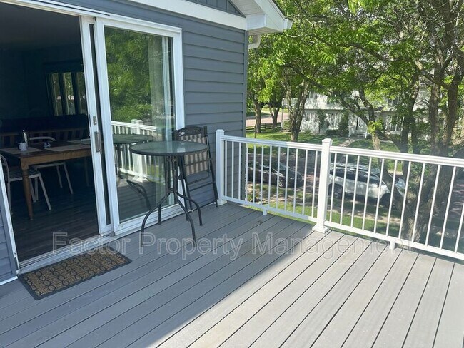 Foto del edificio - 101 Heather Lane