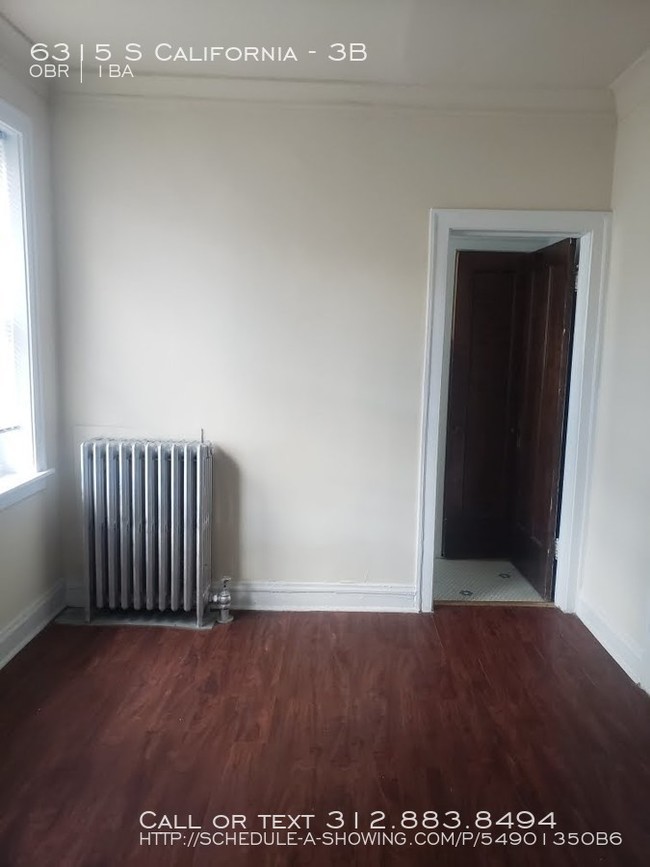 Building Photo - Renovated & Spacious Studio with Free Heat!
