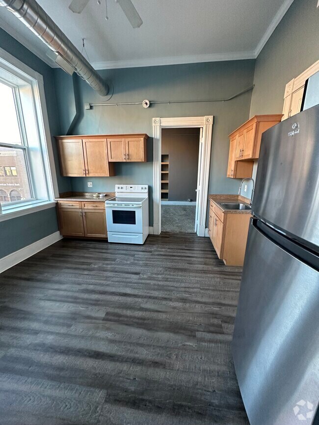 Apartments For Rent in Fergus Falls MN with High Ceilings 1 Rentals