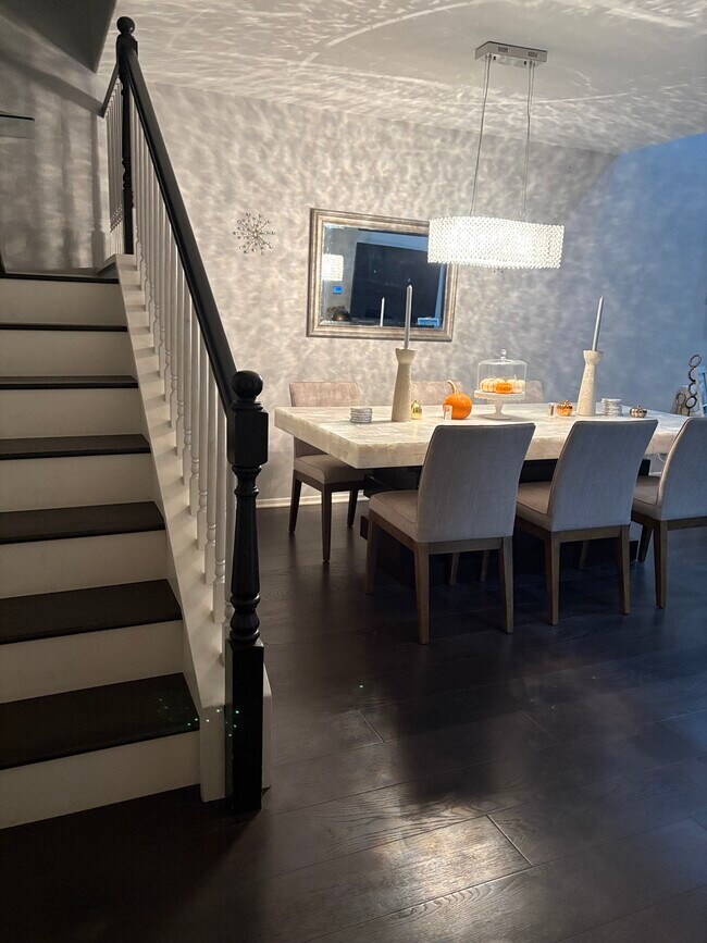 Foto del edificio - 2300 Greenbriar Dr