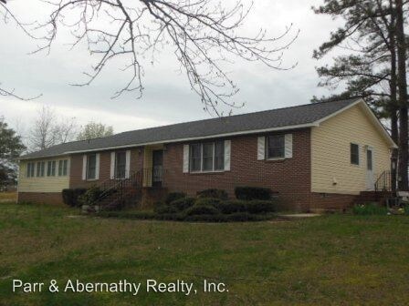 Foto principal - 15500 Chieftain Rd