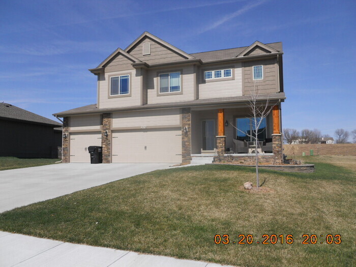 Primary Photo - 2010 Turtle Dove Dr