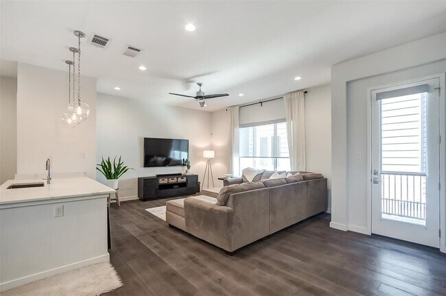 Foto del edificio - 6000 Hudson St