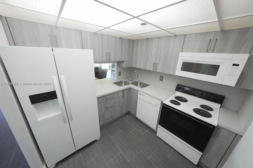 Foto principal - 1470 NE 123rd St