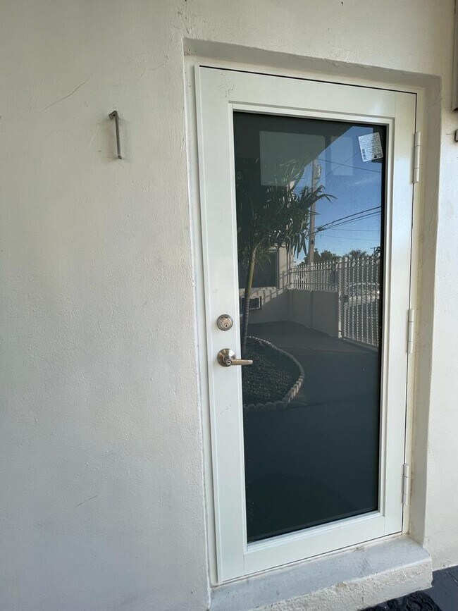 Front door - 8501 Crespi Blvd