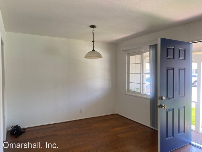 Building Photo - 4 br, 3 bath House - 1745 Washington Street