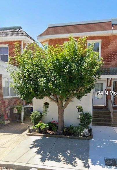 Foto del edificio - 34 N Montgomery Ave
