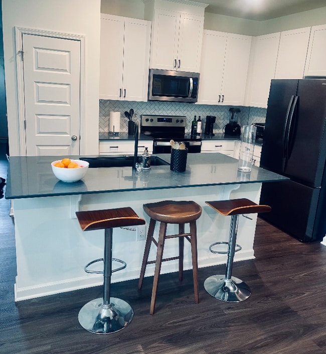 Building Photo - 2015 Rockface Wy