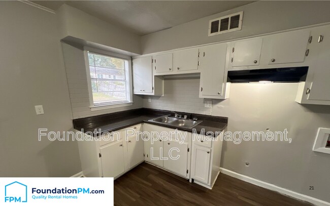 Building Photo - 4839 Applestone St