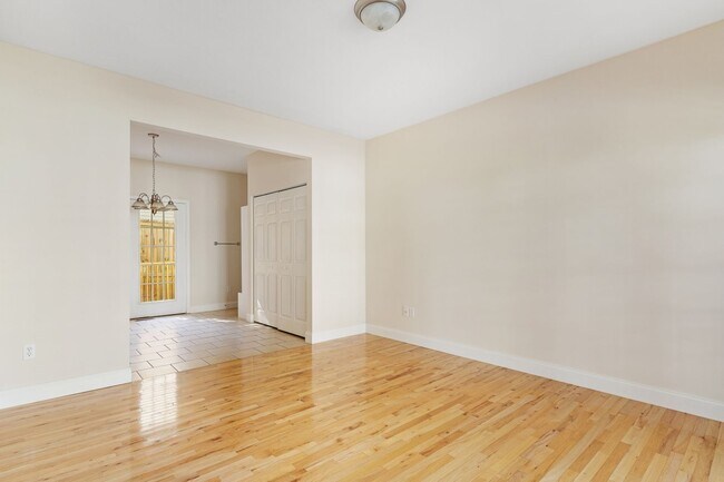 Building Photo - 36 Winterwind Dr