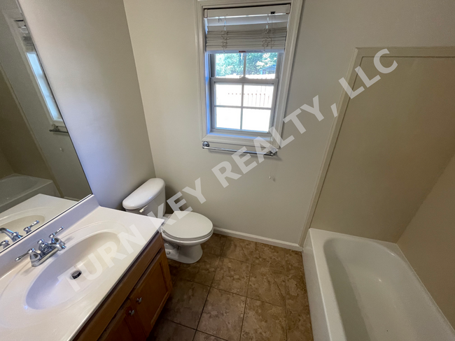 Foto del edificio - Townhouse for rent in Trussville