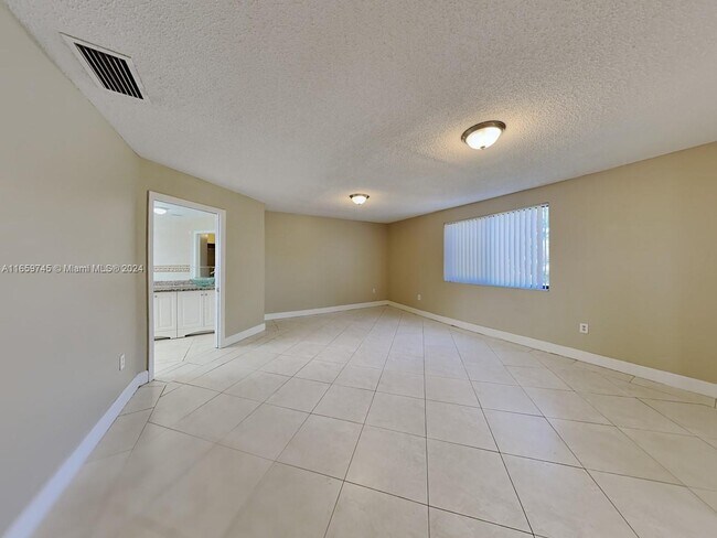 Foto del edificio - 9611 SW 148th Pl