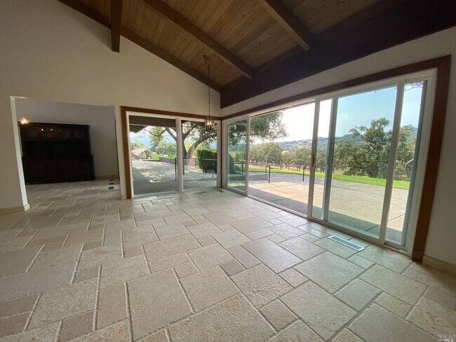 Building Photo - 5455 Bennett Valley Rd