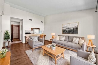 Building Photo - 1320-1322 Idaho Ave