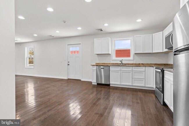 Foto del edificio - 819 11th Ave