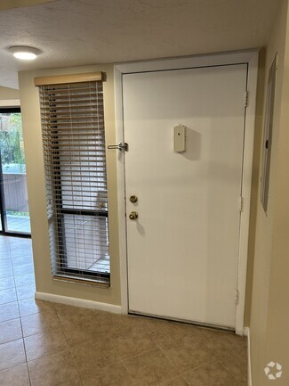 Building Photo - 1687 Brookhouse Cir
